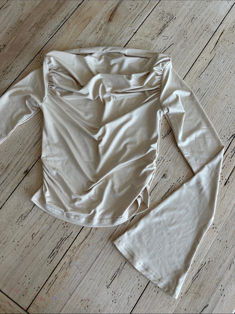 Edikted Cream Off-Shoulder Ruched Long Sleeve Top